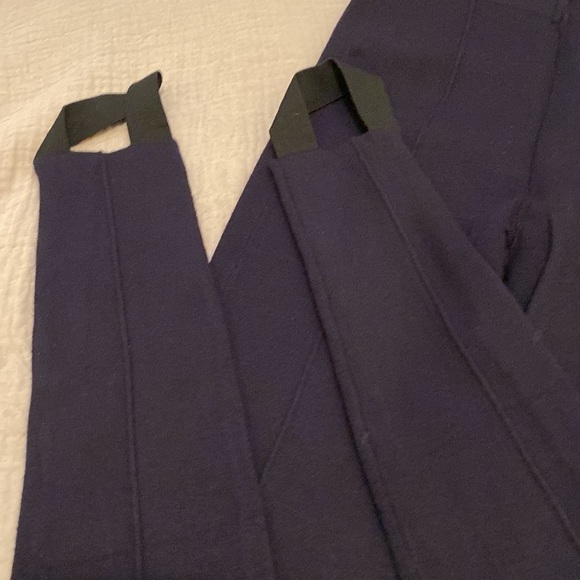 Sandro Paris navy pants / stretchy leggings with Stirrups . Size 1. New.… - Picture 3 of 12